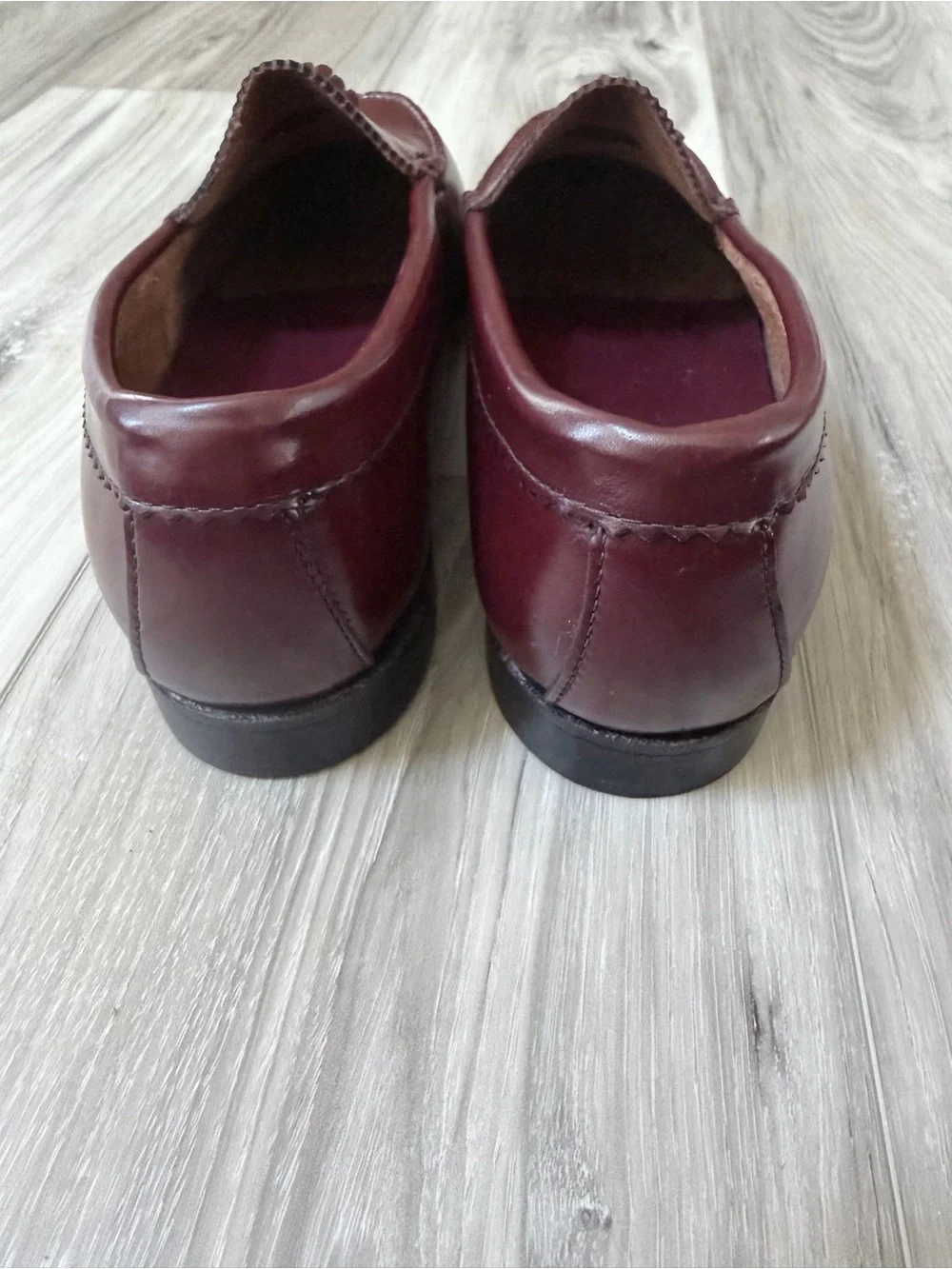 G.H. Bass & Co. Made USA Burgundy Leather Tassel Loafers Men’s 9.5D NWOB